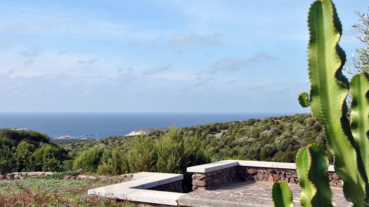 Sant'Antioco House | cottage with sea view terrace /solarium, exclusive garden, 2 bedrooms, 1 bathroom