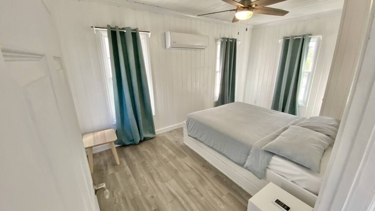 North Palmetto Point Cottage | Cottages on most stunning pink sand beach