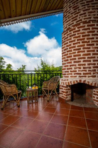 Naukuchiyatal Resort | Cottages @ Village