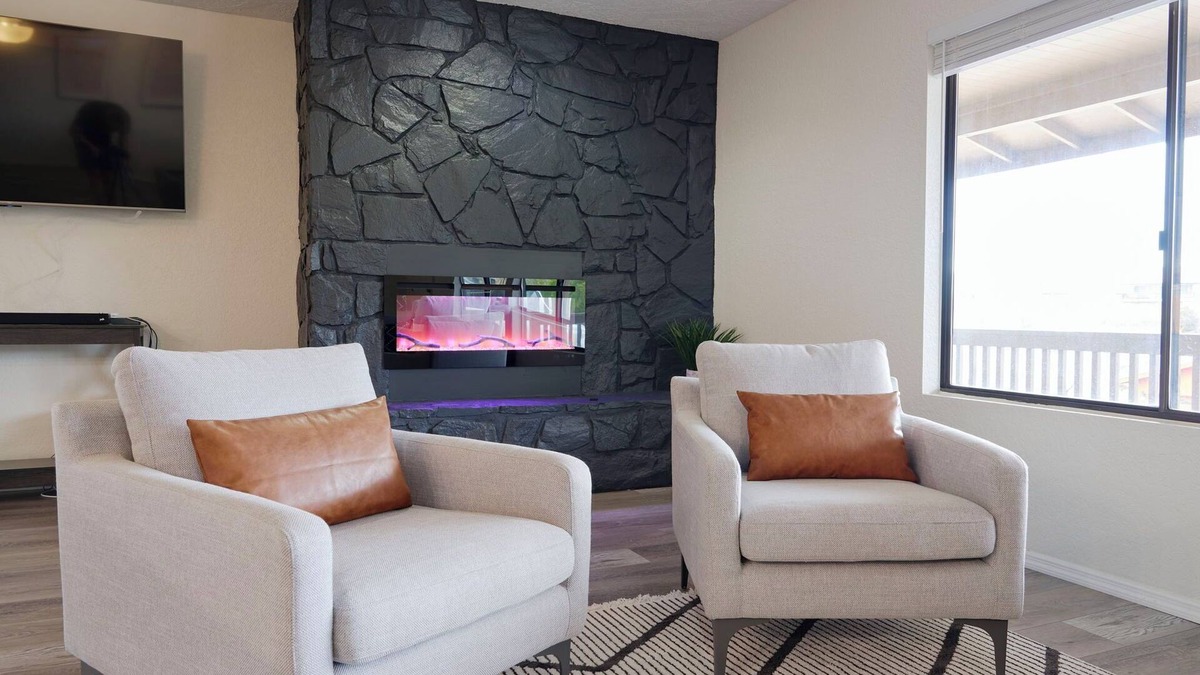 Cottonwood-Verde Village House | Cottonwood Castaway - Pool, comfort & style