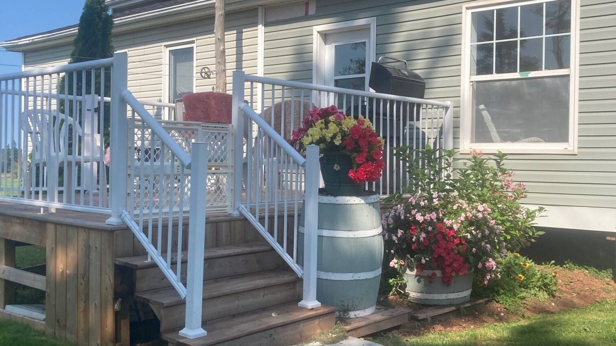 Lot 16 Cottage | Country 2-brm apt. 10km to S'side, Weekly or Monthly rental.