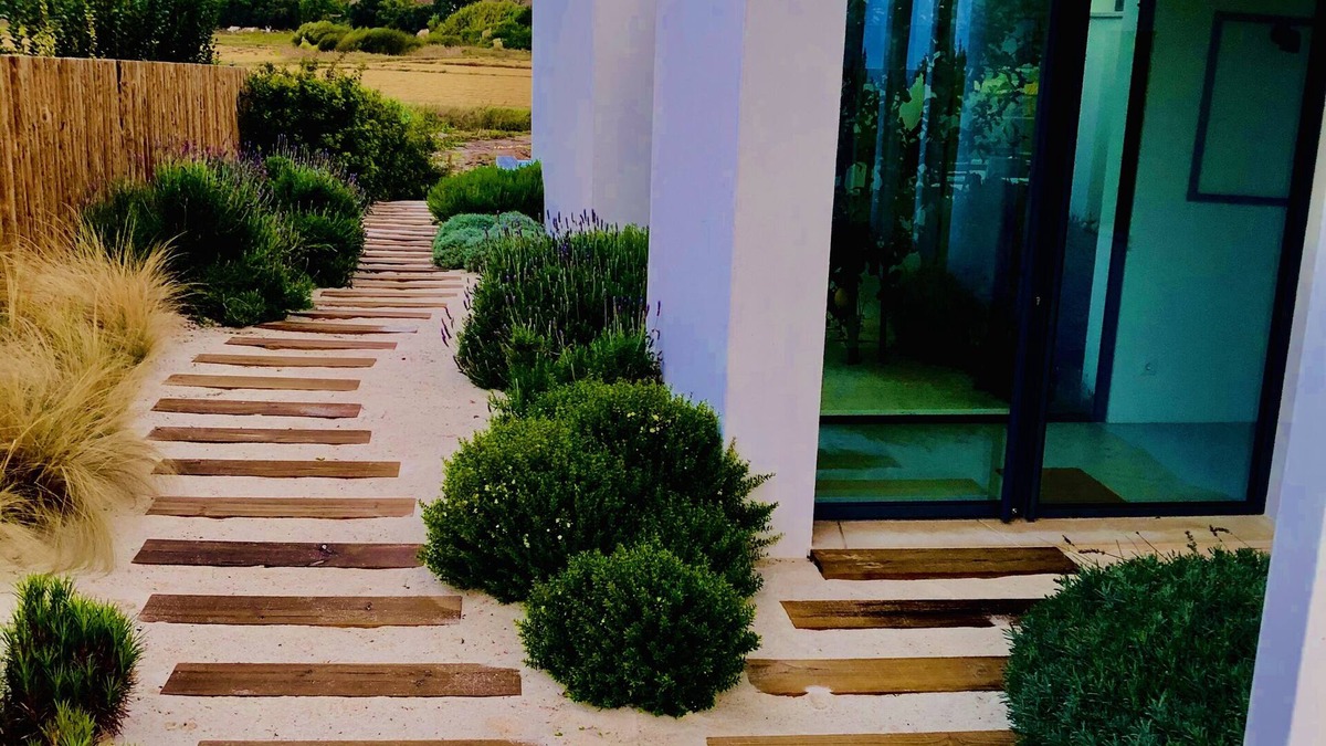 Carvalhal House | Country Beach House w / Infinity Pool