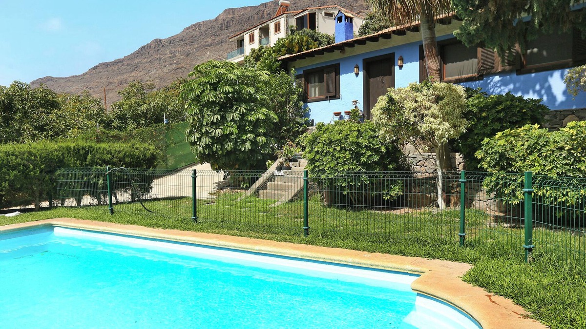 Mogan Villa | Country Cabin "Finca Nim 2" on a Farm with Mountain View, Pool & Wi-Fi