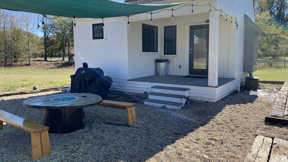 Swink Cottage | Country Cottage on 50 Acre Farm. Fishing, farm animals, tranquillity!