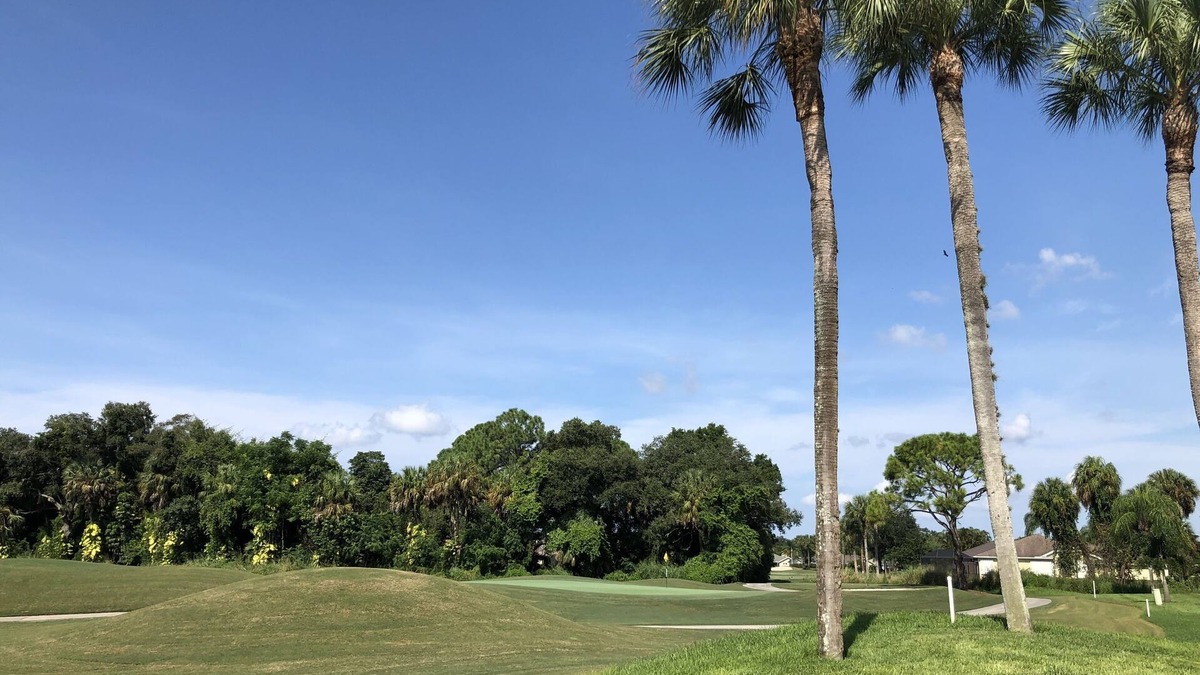 Estero Condo | Country Creek - Charming and Light Corner Condo with Golf !