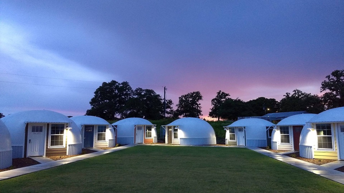 Bellville Hotel | Country Dome Suites