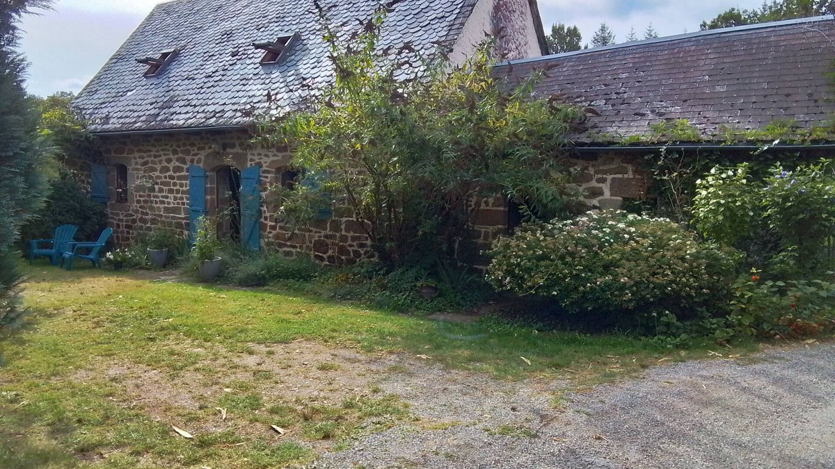 Marcouyeux (le Jardin) House | Country house