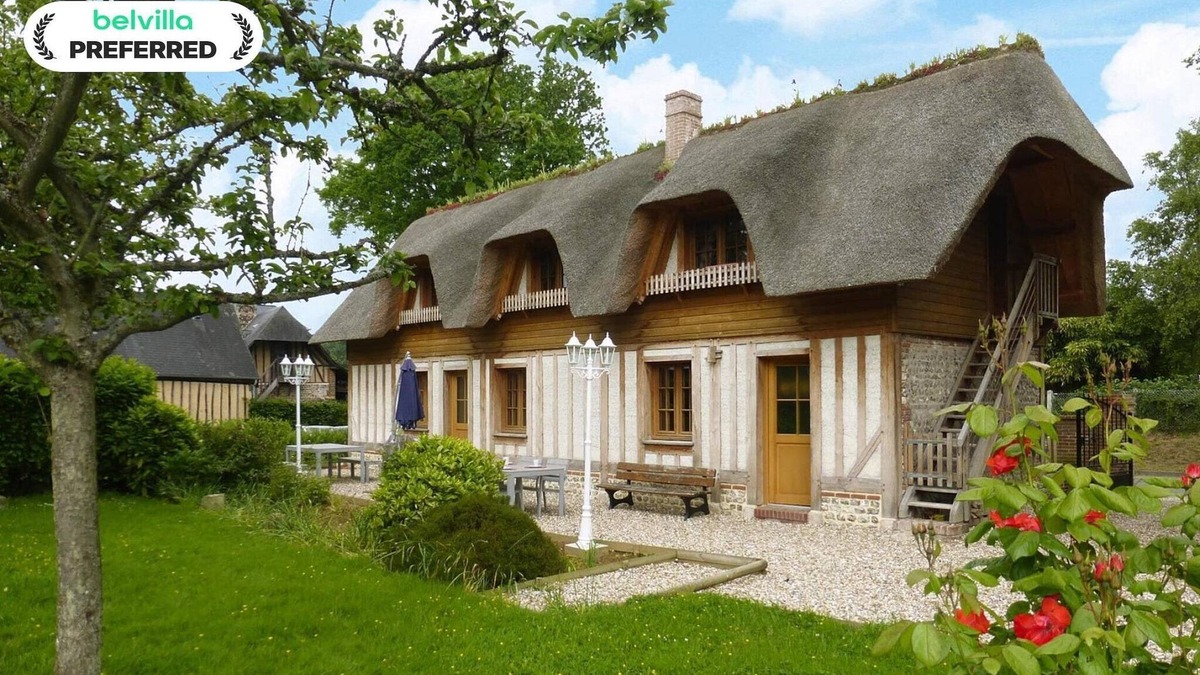 Saint-Martin-aux-Buneaux House | Country House in Normandy near Étretat