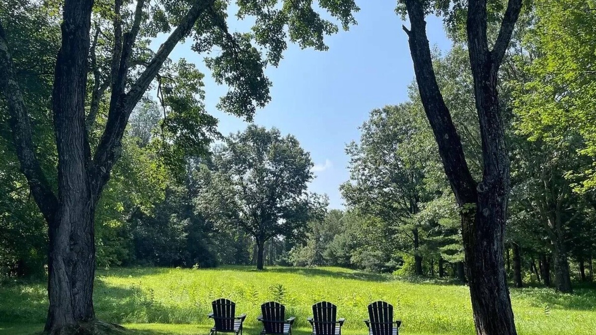 Saratoga Springs House | Country Home in Saratoga - Under 10min to Downtown + Track