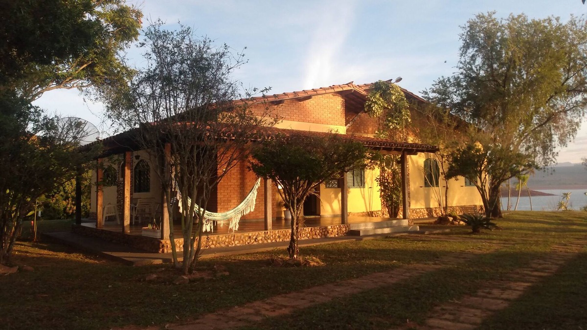 Sao Jose da Barra Cottage | Country House on Lake Furnas