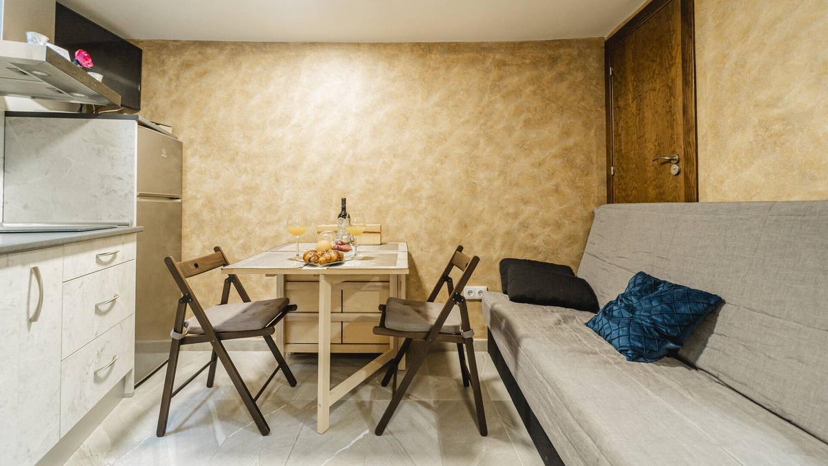 Penafiel House | Country House 'Casita La Glorieta' with Mountain View, Private Garden and Wi-Fi