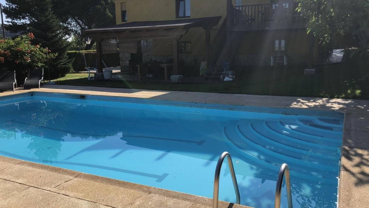 Pedrezuela House | Country House 'Margasol' with Mountain View, Wi-Fi and Air Conditioning