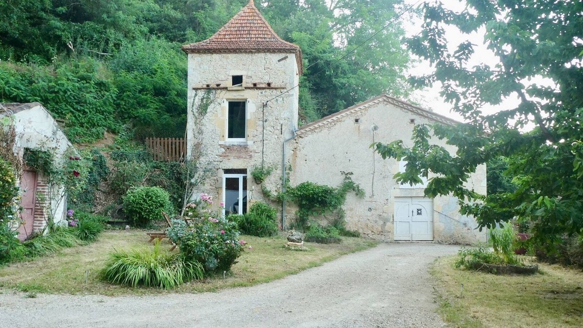 Prayssac Cottage | COUNTRY HOUSE PRAYSSAC IN THE HEART OF QUERCY LOT FRANCE