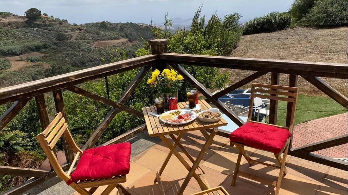 La Solana Villa | Country House "Rural Suite La Morera" with Sea View, Shared Terrace & Wi-Fi