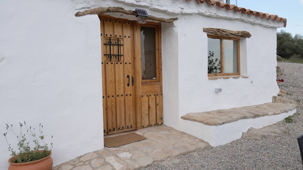 La Serra d'En Galceran House | Country House 'Sanco' with Mountain View, Private Terrace and Wi-Fi