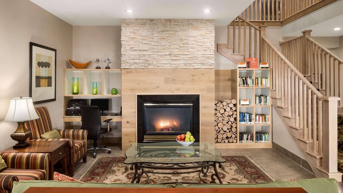 Shepherdsville Hotel | Country Inn & Suites by Radisson, Louisville South, KY