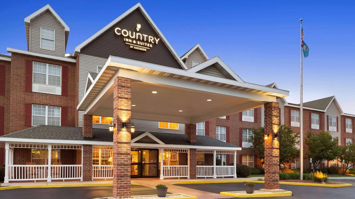Kenosha Hotel | Country Inn & Suites by Radisson Kenosha - Pleasant Prairie