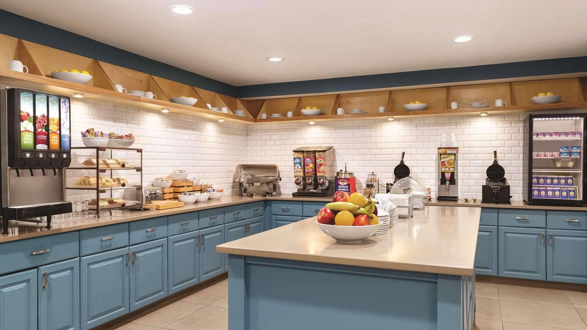 Griffin Hotel | Country Inn & Suites by Radisson, Griffin, GA