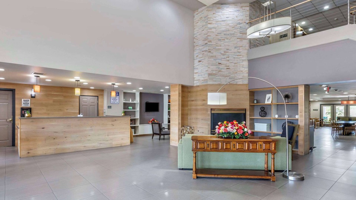 Superstition Springs Hotel | Country Inn & Suites by Radisson, Mesa, AZ