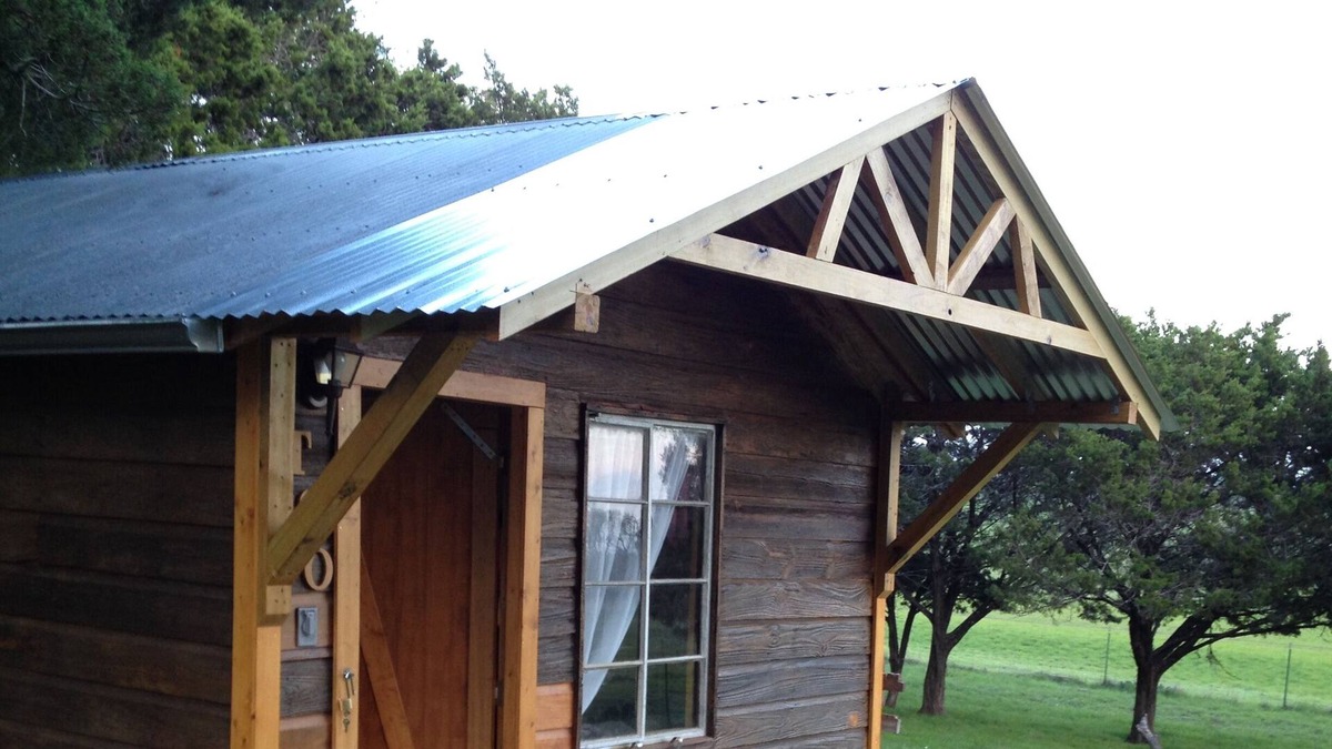 Gatesville Cabin | Country Romantic Getaway