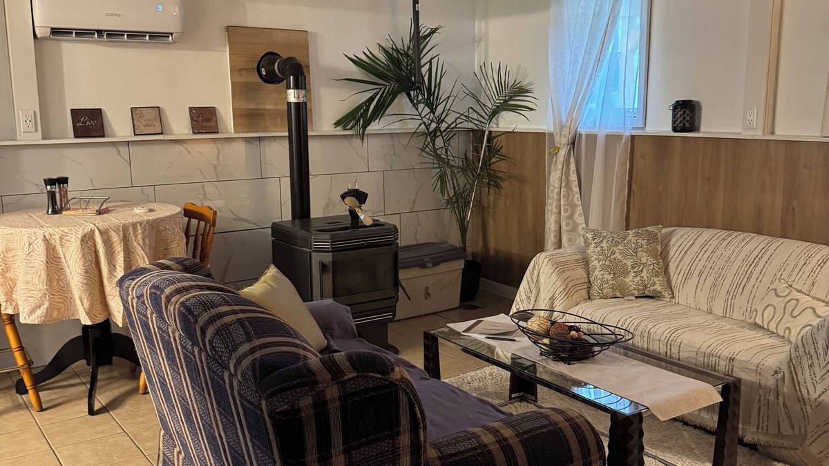 Miramichi Apartment | Country space in city limits