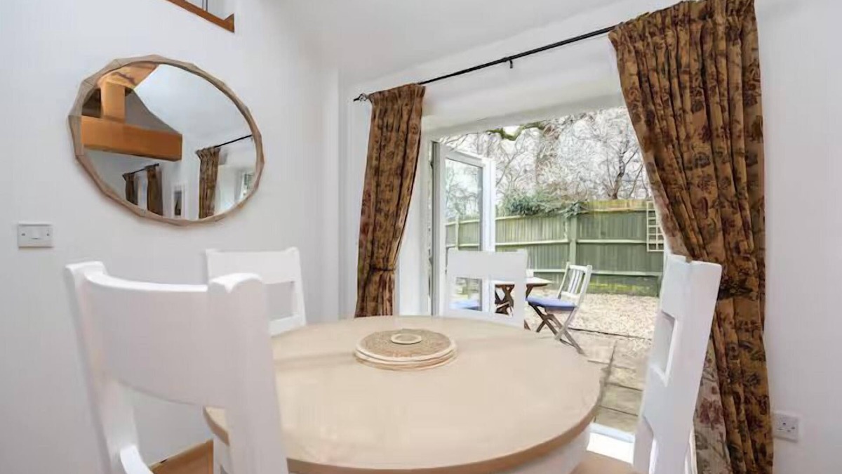 South Chailey House | Countryside Barn Retreat in Chailey|Pass The Keys