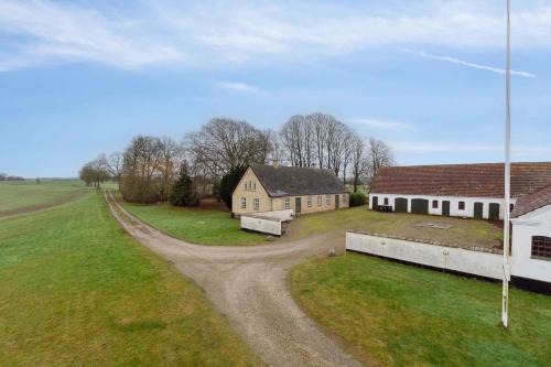 Holbaek Municipality House | Countryside Property With Great Fishing Options