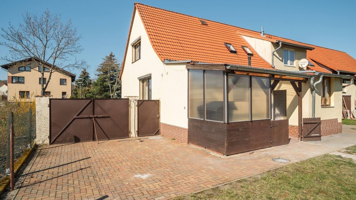 Meisdorf House | Countryside Stay in Meisdorf
