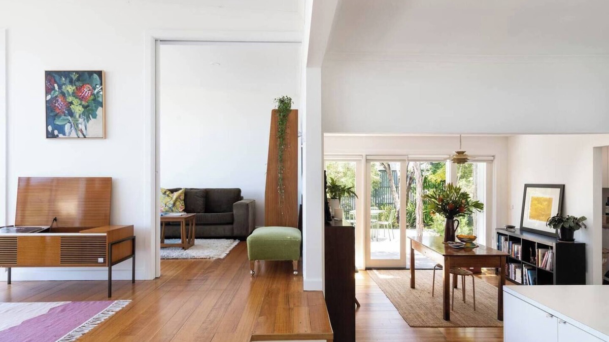 McCrae Cottage | Couples Corner A Stylish Bay View Retreat