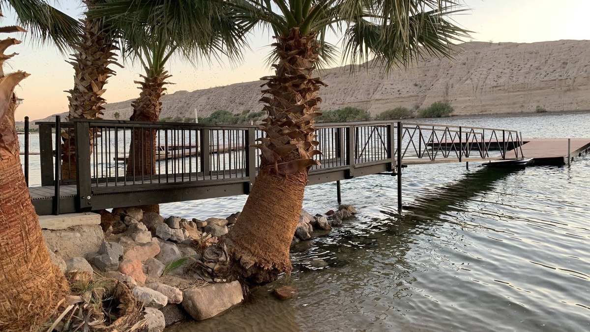 Bullhead City Apartment | Couples Getaway