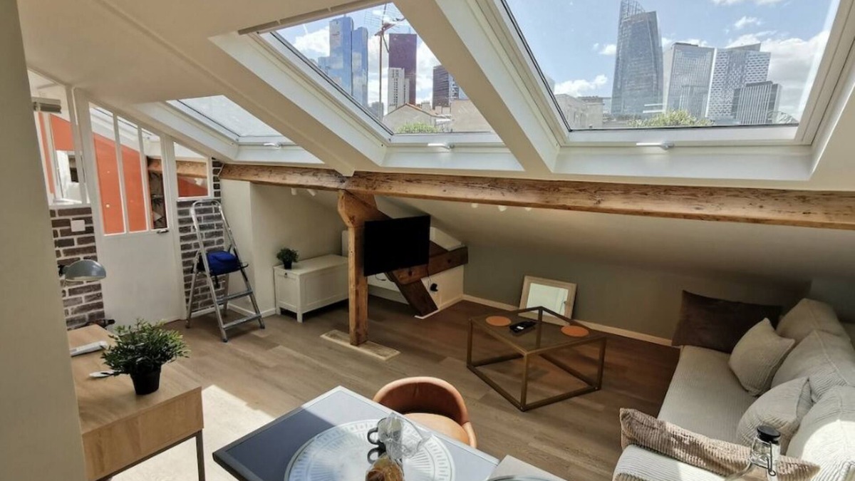 Cœur de Ville Apartment | Courbevoie Gare Proche Défense Fully equipped!