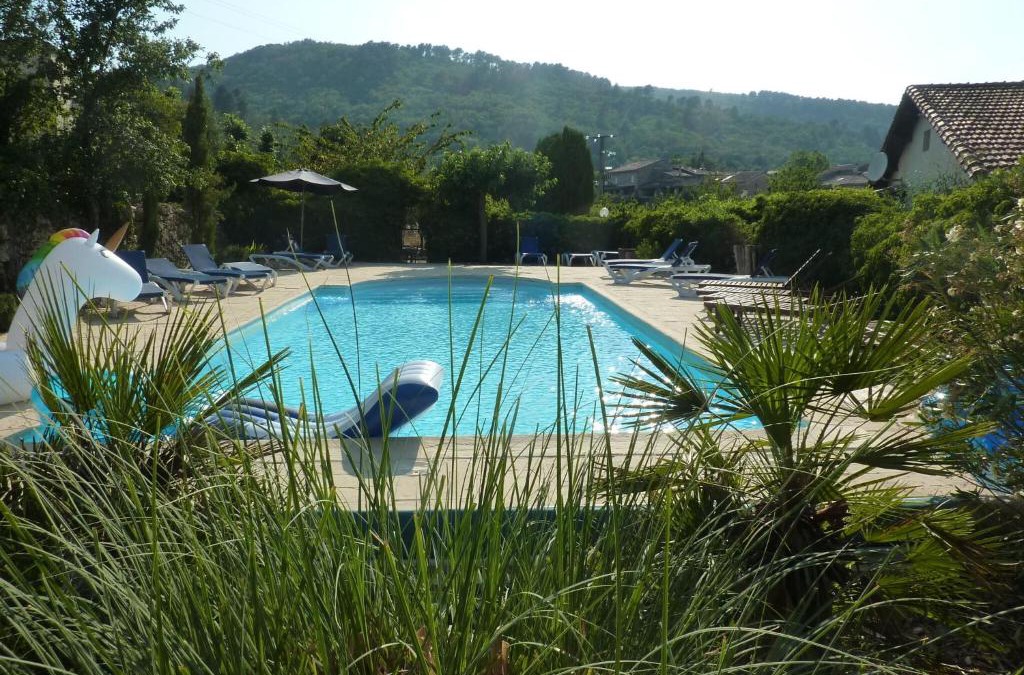Courry House | Courry Gem Pool & Charm