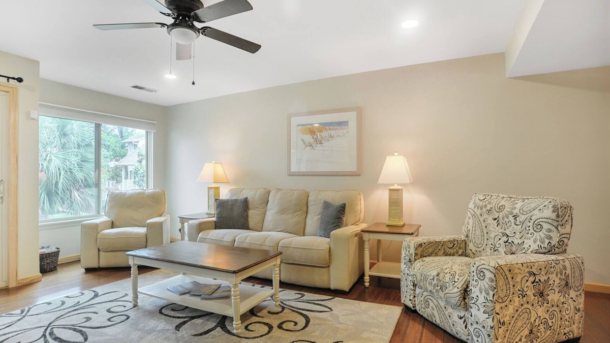 Hilton Head Island House | Courtside 81- Short Walk to the Beach- 2 BR 2.5 BA Updated Townhouse
