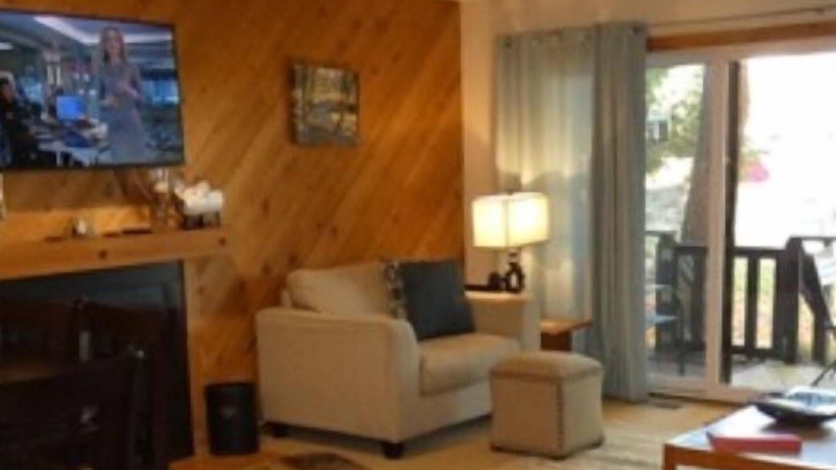 Bellaire Condo | Courtside Condo at Summit