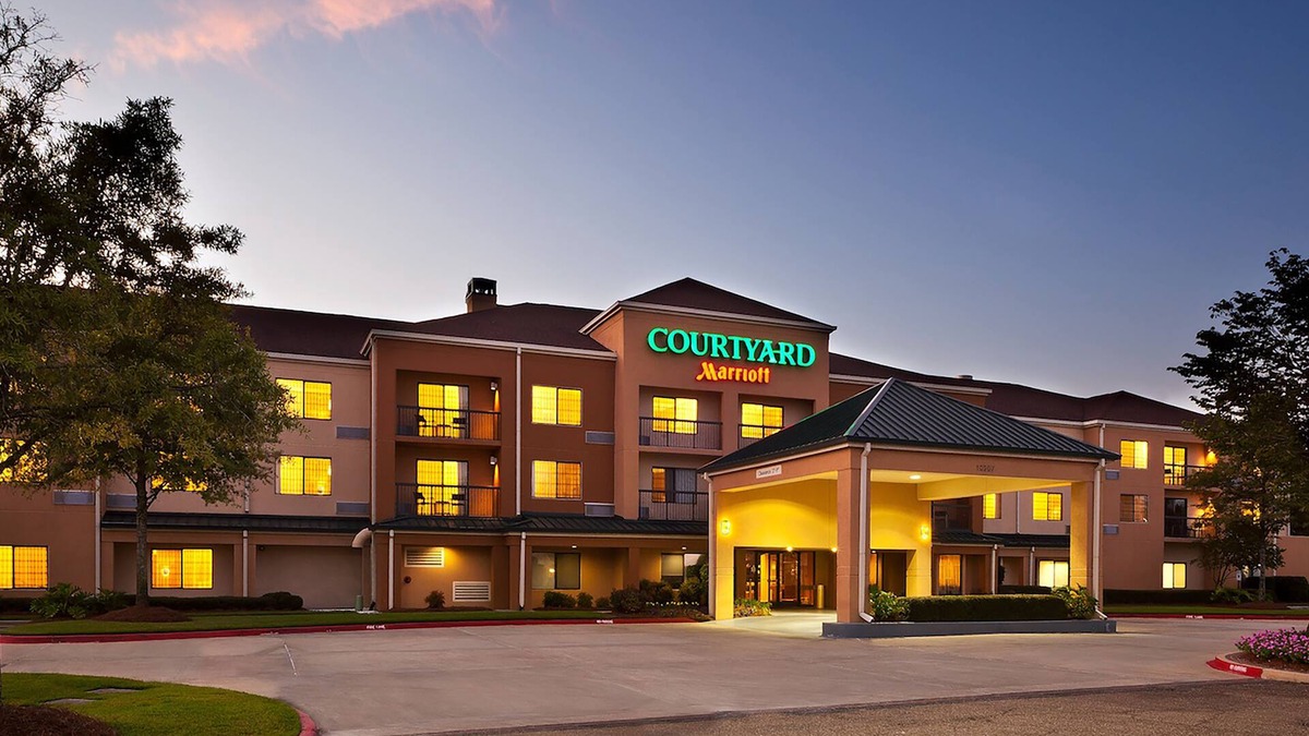 South Baton Rouge Hotel | Courtyard® by Marriott® Baton Rouge South