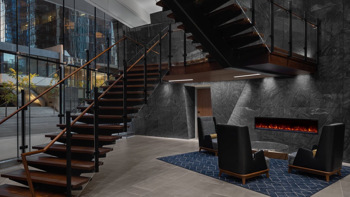 Downtown Calgary Hotel | Courtyard By Marriott Calgary Downtown