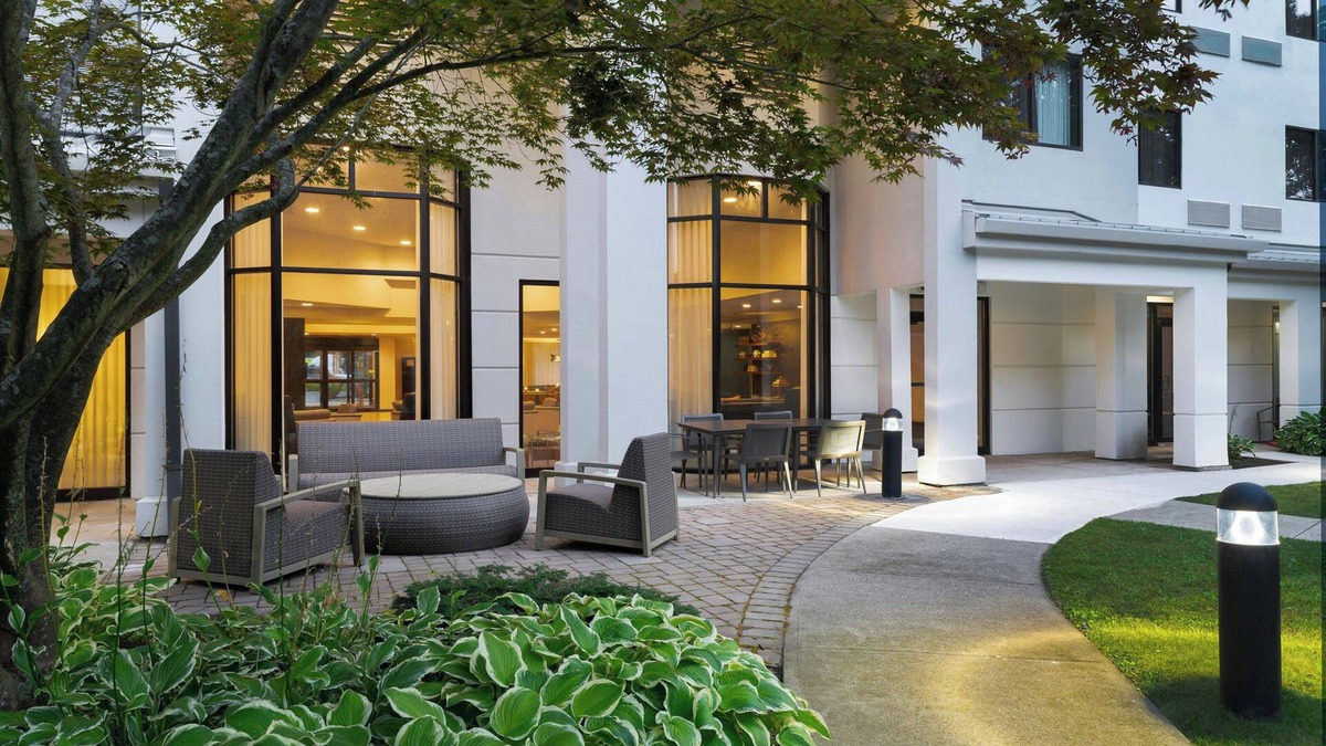 Danbury Hotel | Courtyard By Marriott Danbury