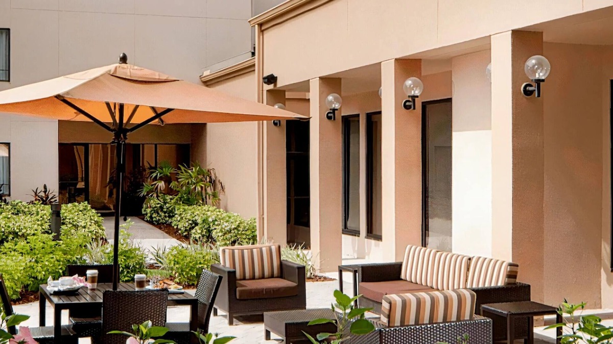 Fort Myers Hotel | Courtyard by Marriott Fort Myers Cape Coral