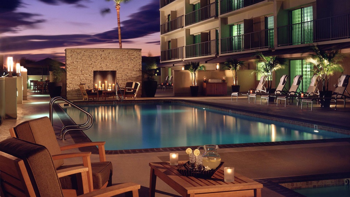 Sherman Oaks Hotel | Courtyard by Marriott Los Angeles - Sherman Oaks