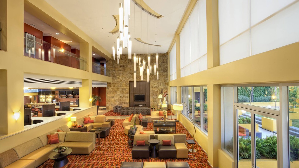Leon Hotel | Courtyard by Marriott Leon at the Poliforum