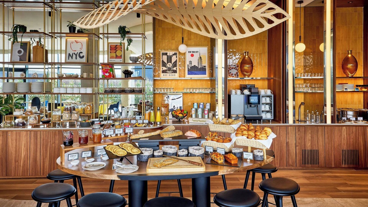 Genas Hotel | Courtyard By Marriott Lyon Eurexpo Stadium