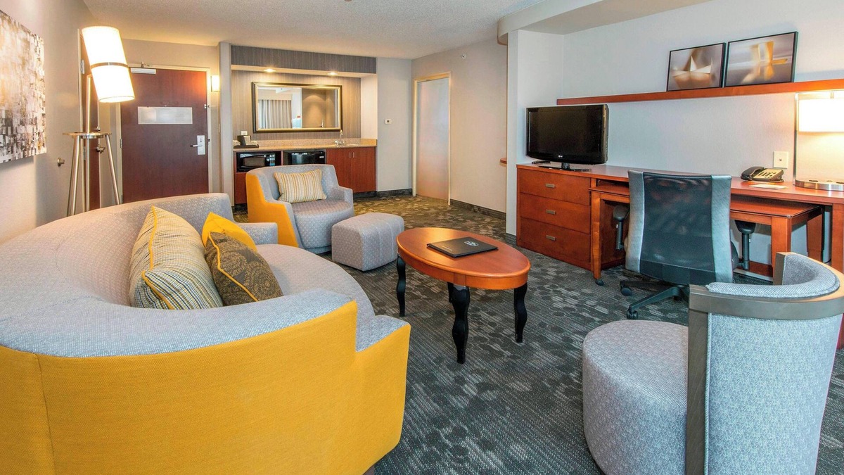 Prattville Hotel | Courtyard by Marriott Montgomery Prattville