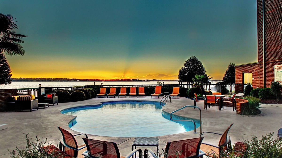 New Bern Hotel | Courtyard by Marriott New Bern