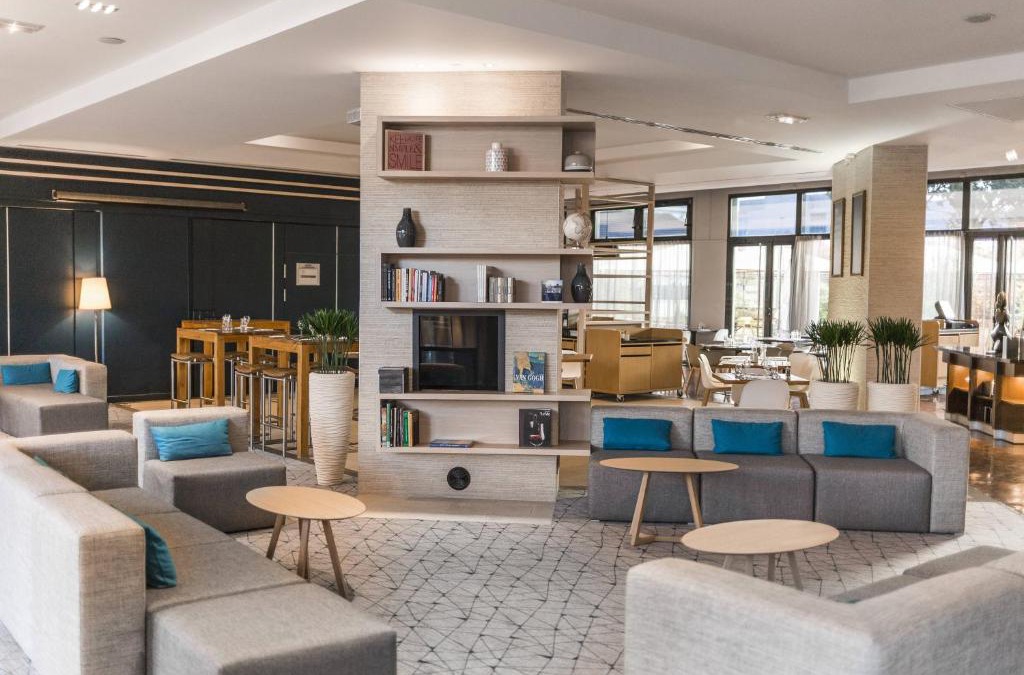 Petit-Colombes Hotel | Courtyard by Marriott Paris La Defense West - Colombes