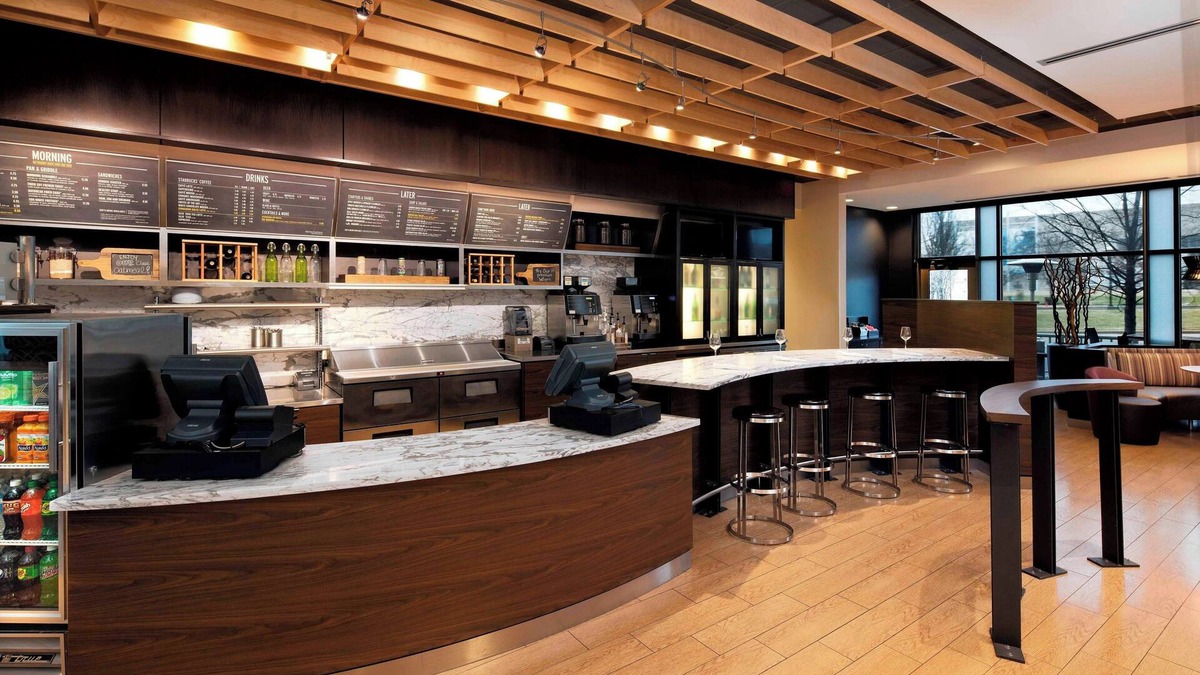 Downtown Indianapolis Hotel | Courtyard by Marriott Indianapolis Downtown