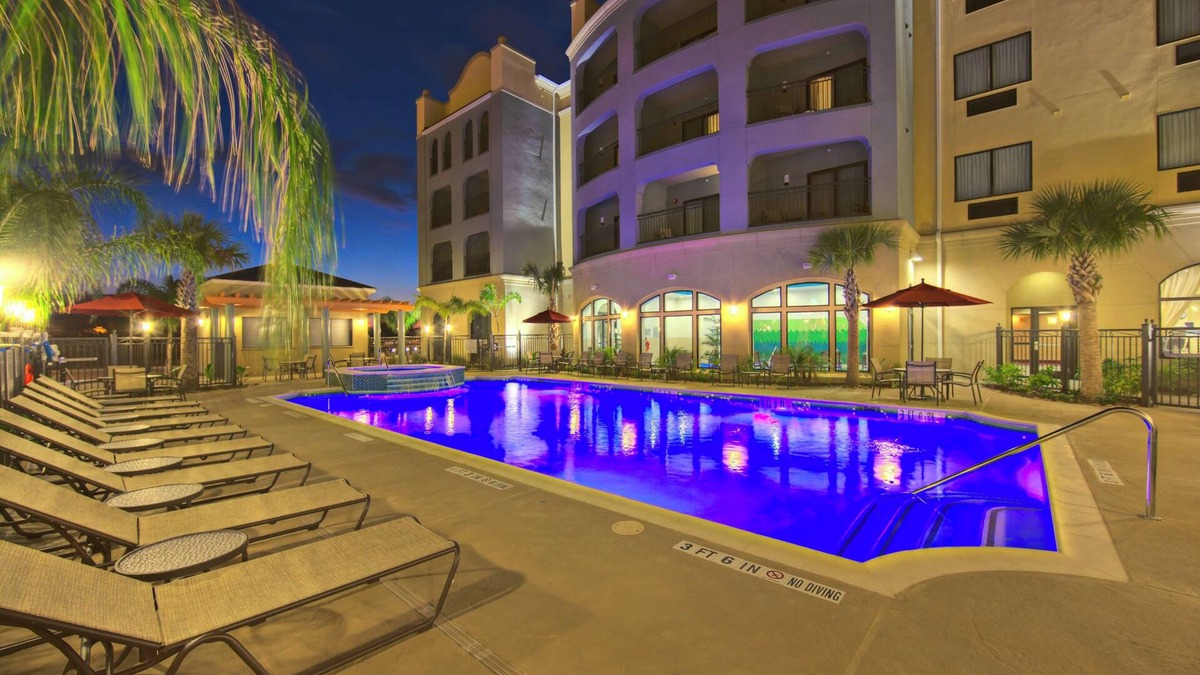 Houma Hotel | Courtyard Houma