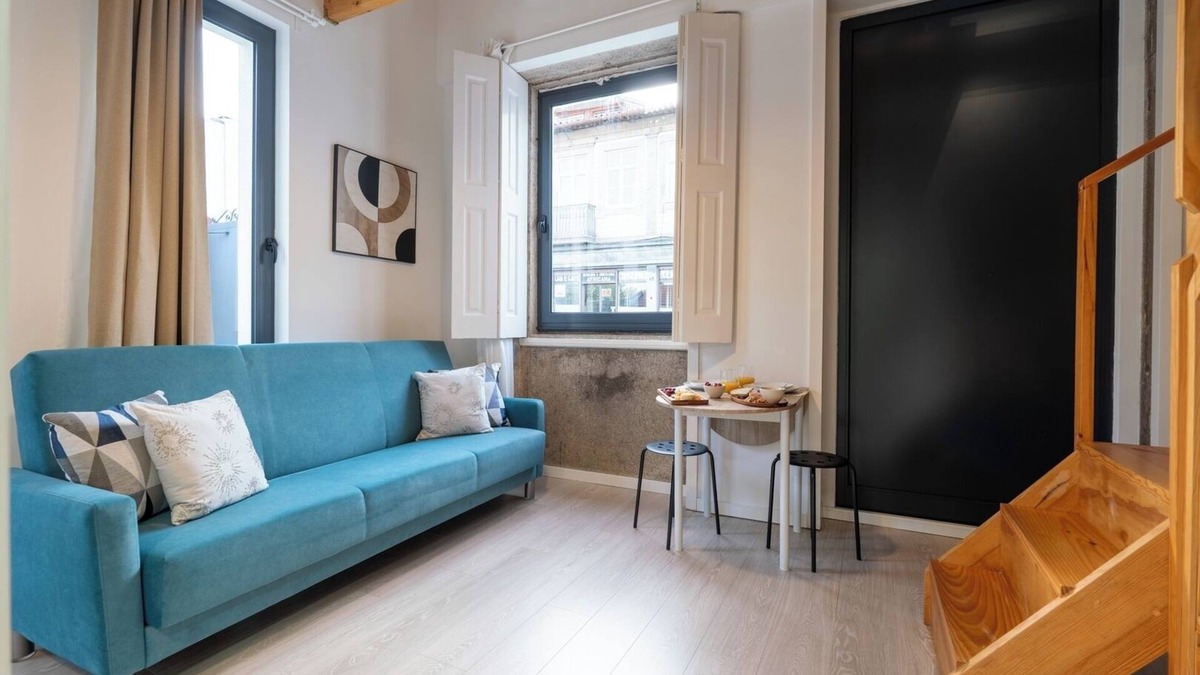 Sao Mamede de Infesta Apartment | Courtyard T1 Apartments with BBQ by HostWise