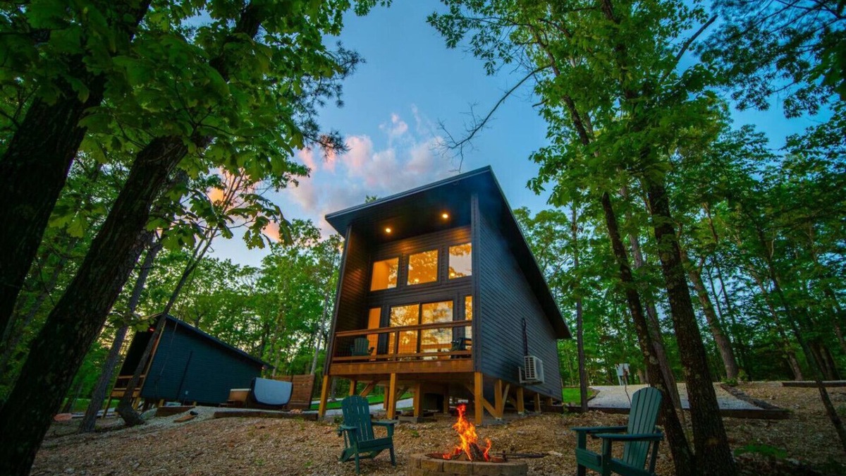 Jasper Cabin | Cove Creek-Modern Cabin Hot Tub, 3 mi. to Buffalo