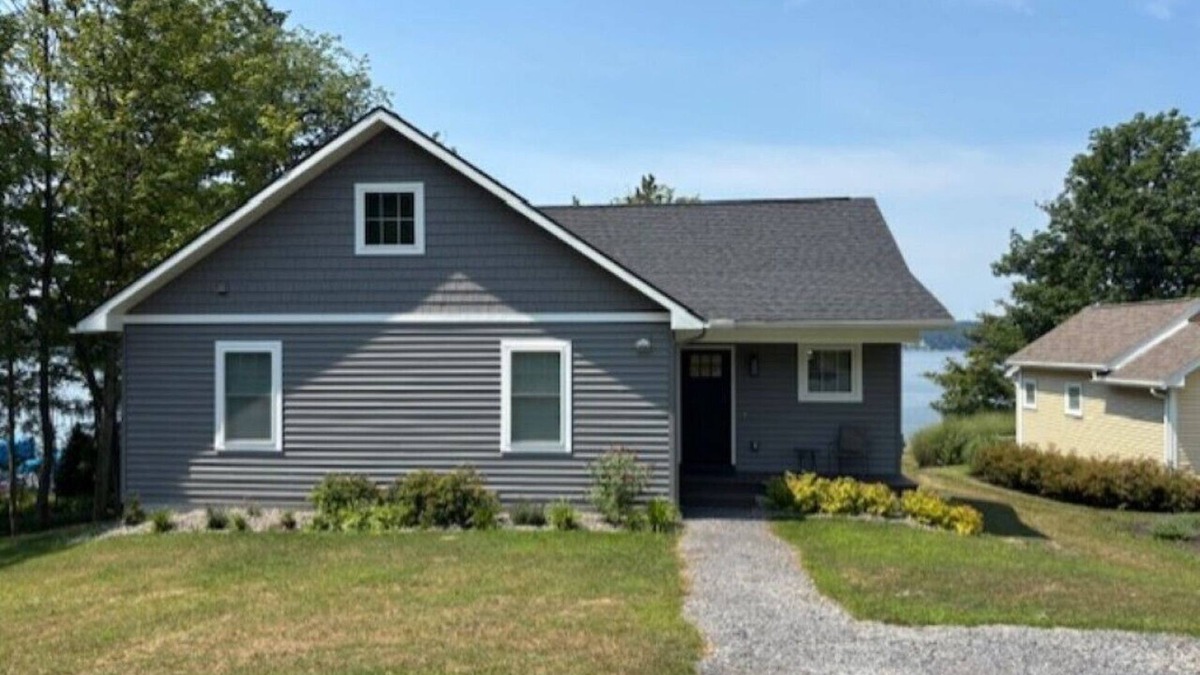 Skaneateles Apartment | Cove House-Private Waterfront Sleeps 9