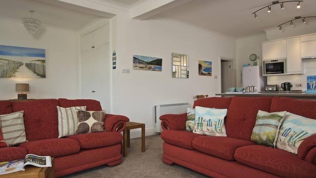 Hope-Cove Cottage | COVE VIEW, pet friendly, with a garden in Hope Cove